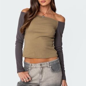 Edikted Off-Shoulder Contrast Long Sleeve Top in Olive Khaki and Charcoal Grey